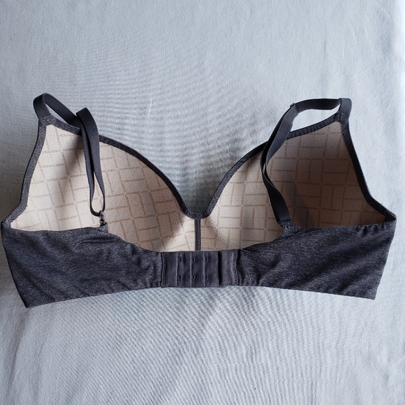 Victoria's Secret No-Wire Bra sz 34D - Picture 5 of 7